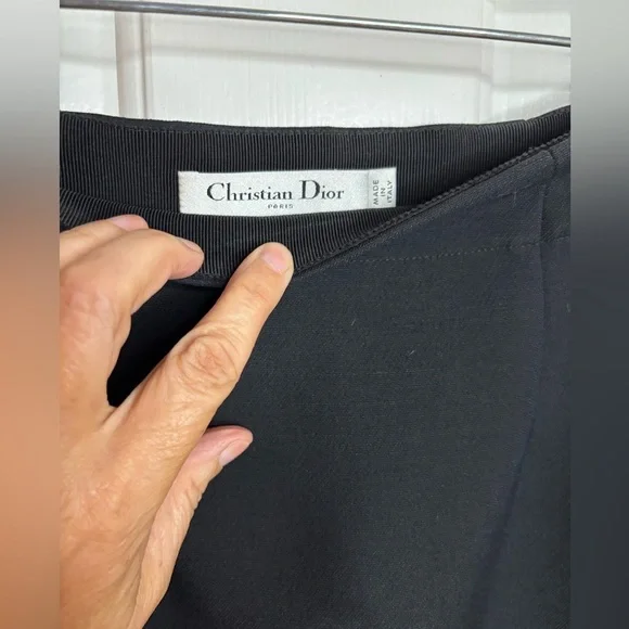 EUC Dior Classic Black A-Line Skirt with front vents size wool & silk 8 - Picture 8 of 9